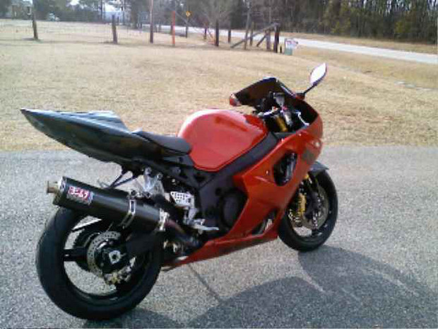 My fiance's '04 GSXR 1000