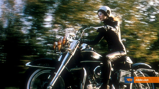 girl-on-a-motorcycle-111