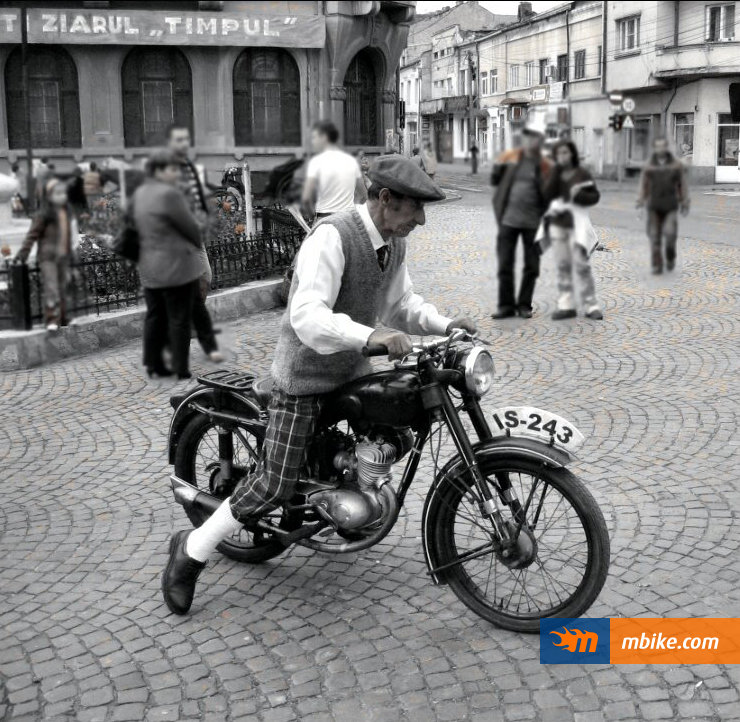 old_man_motorcycle