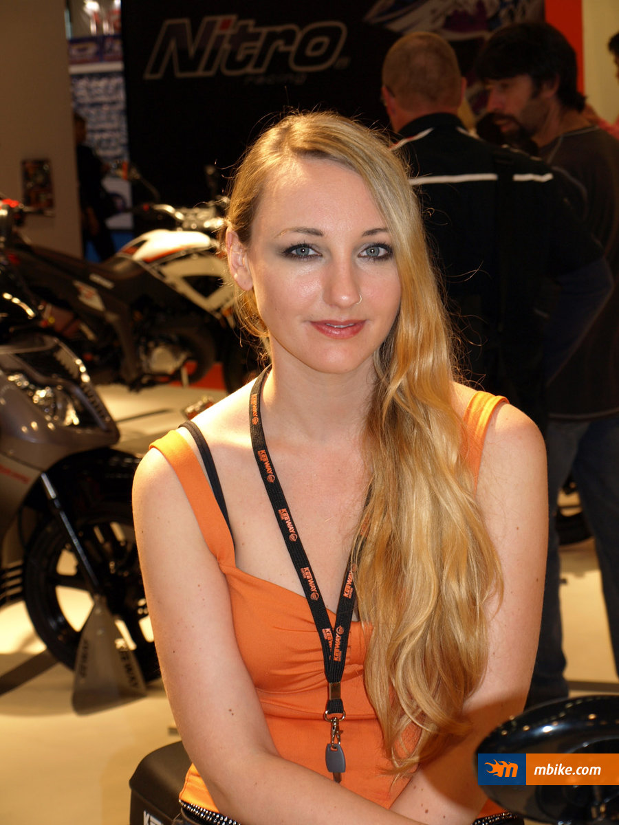 Intermot 2010 babes_14