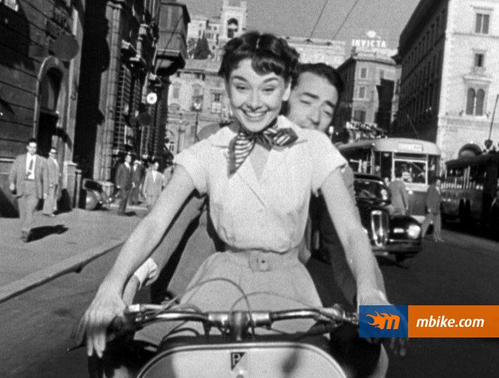 audrey hepburn and gregory peck on vespa in roman holiday