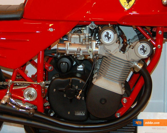 Ferrari-900-Motorcycle-1