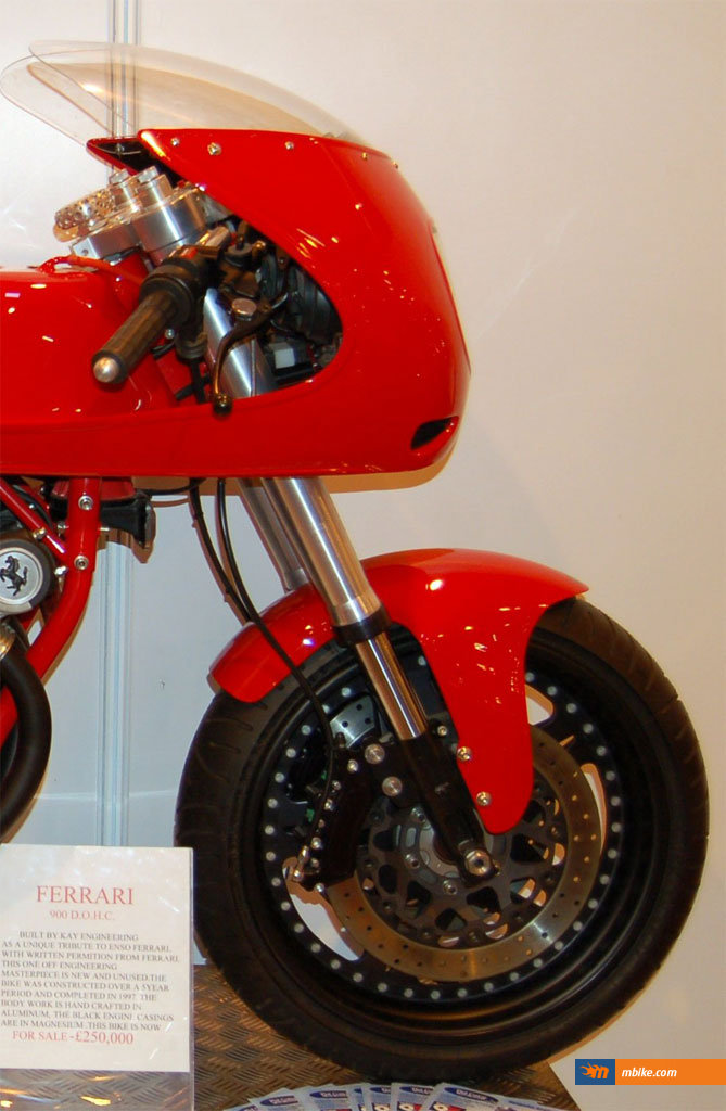 Ferrari-900-Motorcycle-2