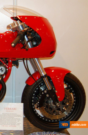 Ferrari-900-Motorcycle-2