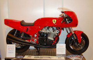 Ferrari-900-Motorcycle-4