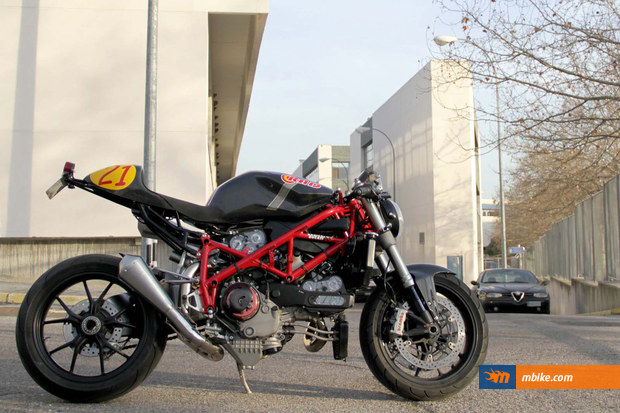 Radical Ducati Mikaracer 12