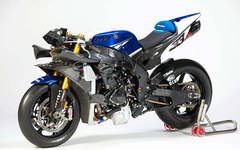 Yamaha Racing 2011 WSBK YZF-R1 12