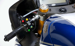 Yamaha Racing 2011 WSBK YZF-R1 9
