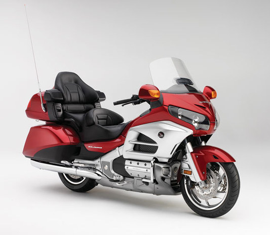 Photo-2012-Honda-Gold-Wing-GL1800-Airbag-red-view-photo
