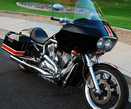 Harley Davidson V-Rod Bagger - TM VRSC 02 by Cam - Mbike.com