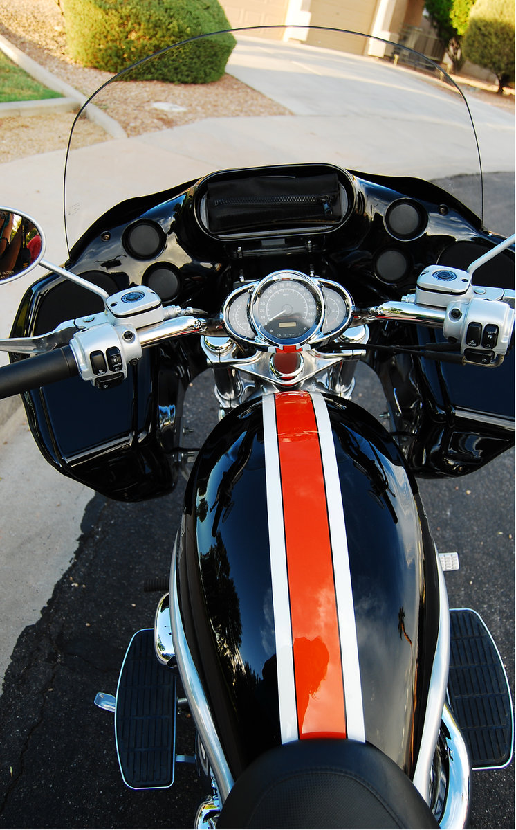 Harley Davidson V-Rod Bagger - TM VRSC 04 by Cam - Mbike.com