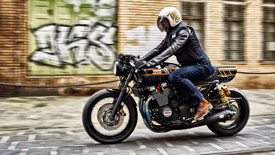 Yamaha Yard Built XJR1300 by Iron Heart 01